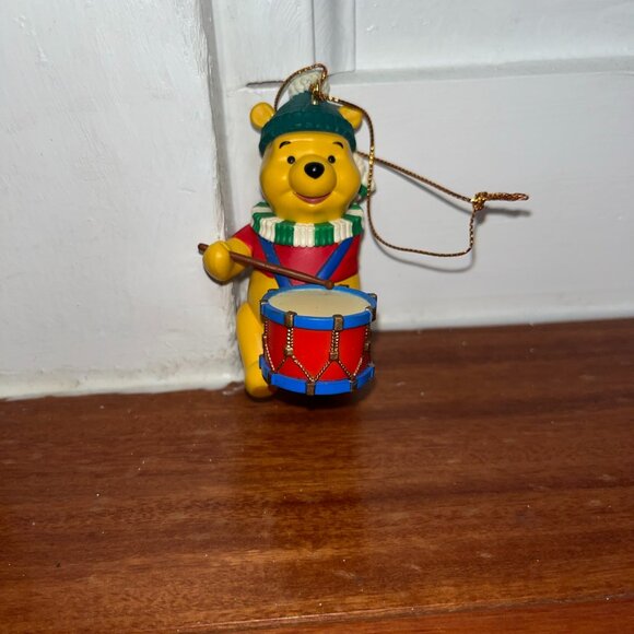 Share Winnie the Pooh Playing his Drum Disney Christmas Ornament Grolier Collect - Picture 1 of 1